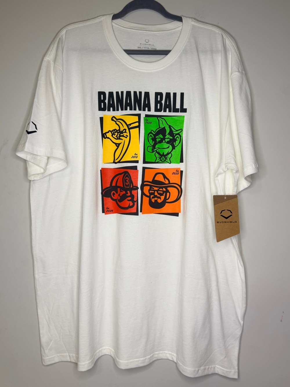 NWT Savanah Bananas 2025 Limited Edition White Shirt w/4 banana ball teams. 3XL
